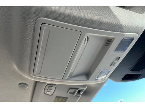 Used 2021 Ford Escape Titanium image 24