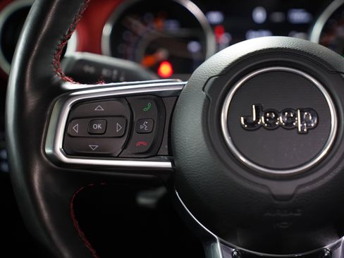 Used 2023 Jeep Gladiator Rubicon w/ Dual Top Group image 20