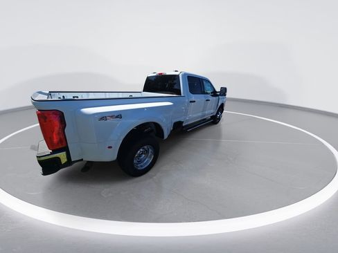 New 2026 Ford F350 XLT image 9