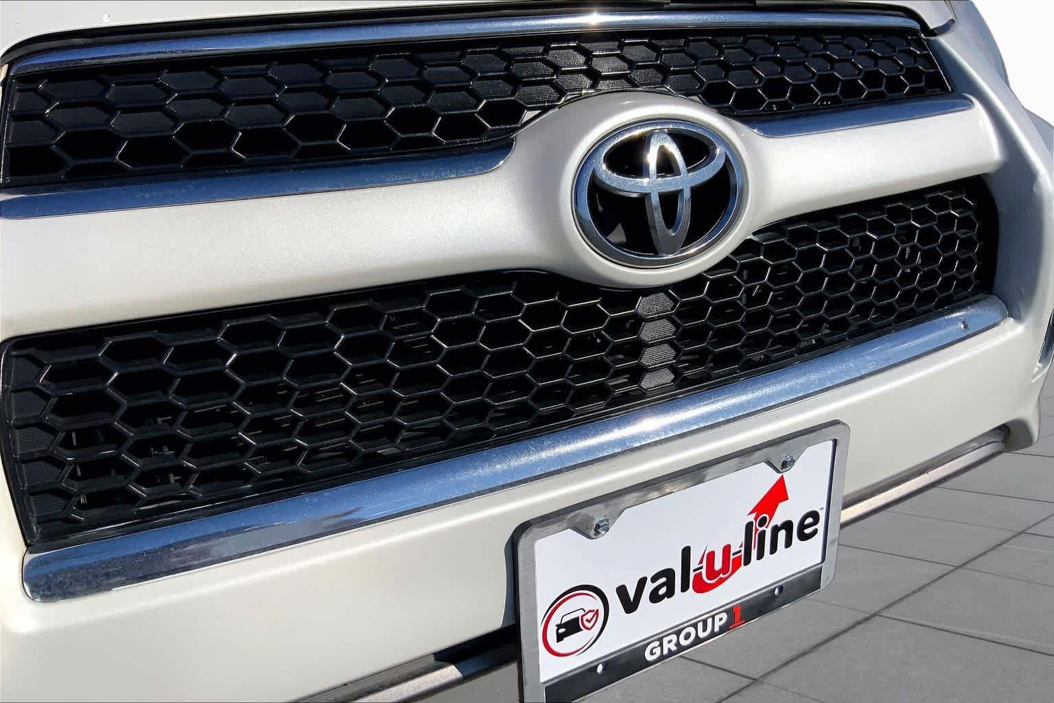 Used 2010 Toyota RAV4 Limited FWD image 27