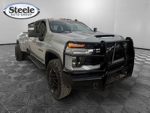 Used 2024 Chevrolet Silverado 3500 LT w/ Texas Edition image 7