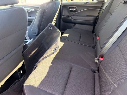 Used 2022 Honda Ridgeline Sport image 16