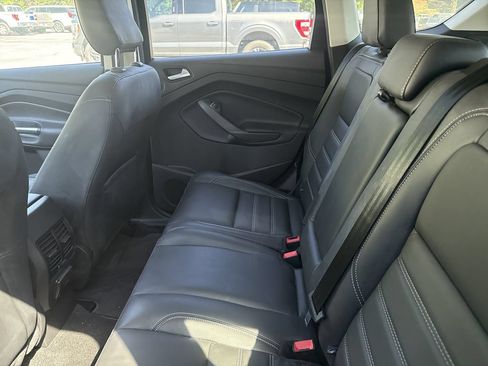 Used 2018 Ford Escape Titanium w/ Ford Safe & Smart Package FWD image 15