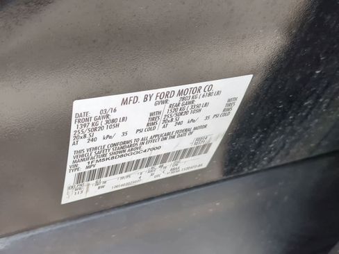 Used 2016 Ford Explorer XLT w/ Equipment Group 202A AWD/4WD image 32