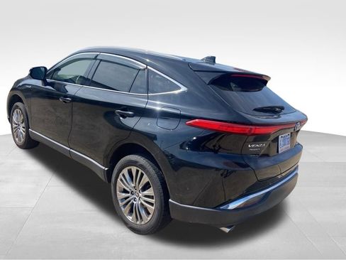 Used 2021 Toyota Venza XLE w/ Softex Package image 17