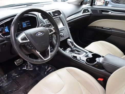 Used 2015 Ford Fusion Titanium image 14