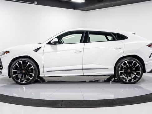 Used 2021 Lamborghini Urus image 6