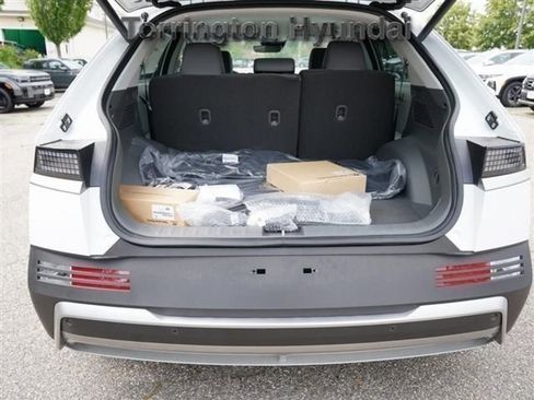 New 2025 Hyundai Ioniq 5 SEL image 9