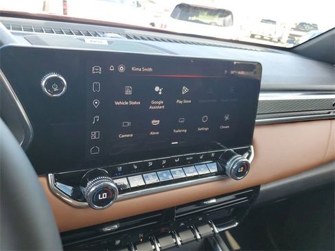 Certified 2024 GMC Canyon AT4 w/ AT4 Premium Package image 13