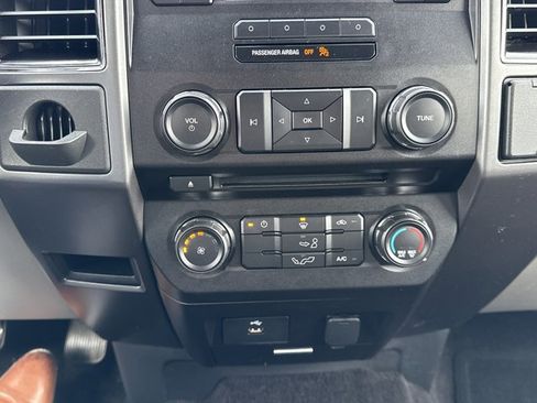 Used 2017 Ford F150 XLT image 20