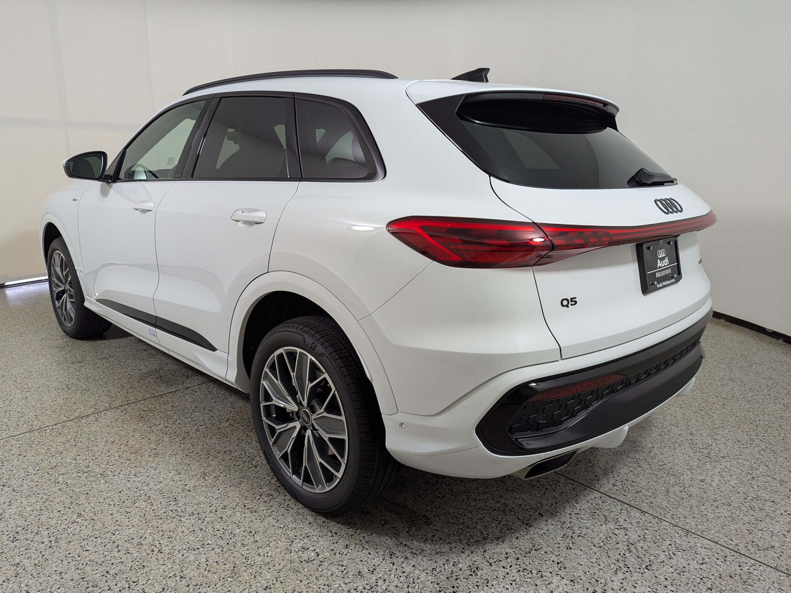 New 2026 Audi Q5 Premium Plus AWD/4WD image 5