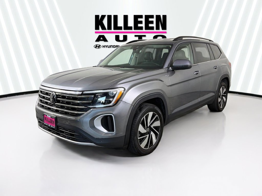 Used 2025 Volkswagen Atlas SE AWD/4WD image 3
