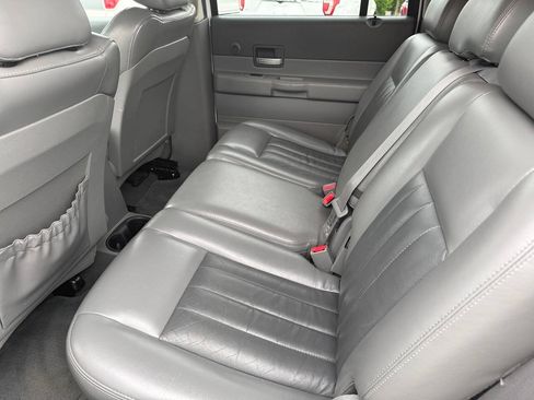 Used 2006 Dodge Durango Limited w/ Travel Convenience Group AWD/4WD image 12
