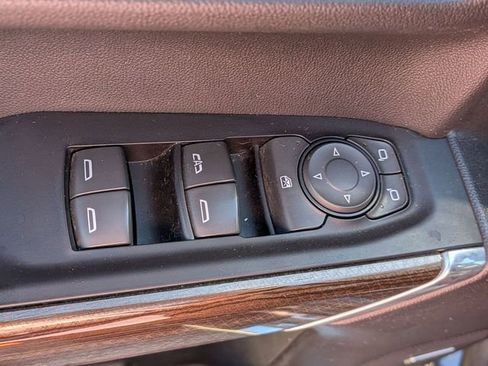 Used 2019 Chevrolet Silverado 1500 RST image 15