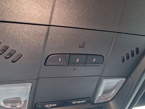 Used 2025 Chevrolet Blazer RS image 30