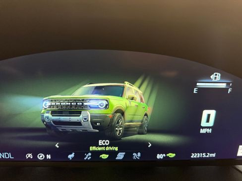 Used 2025 Ford Bronco Sport Outer Banks w/ Outer Banks Tech Package+ AWD/4WD image 40