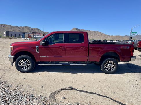 Used 2017 Ford F250 Lariat w/ Lariat Ultimate Package AWD/4WD image 2