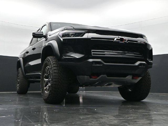 New 2026 Chevrolet Colorado ZR2 w/ Technology Package AWD/4WD image 57