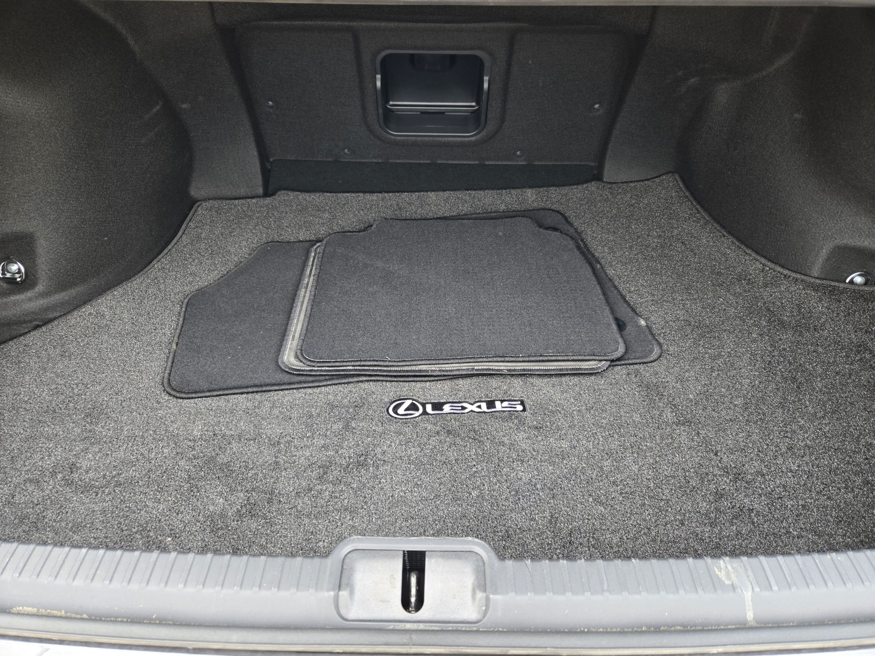 Used 2025 Lexus ES 350 w/ Premium Package FWD image 31