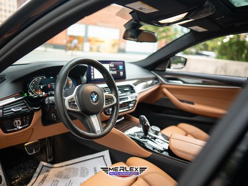 Used 2022 BMW 540i w/ M Sport Package image 13