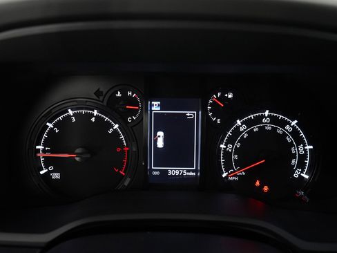 Used 2024 Toyota 4Runner SR5 Premium image 23