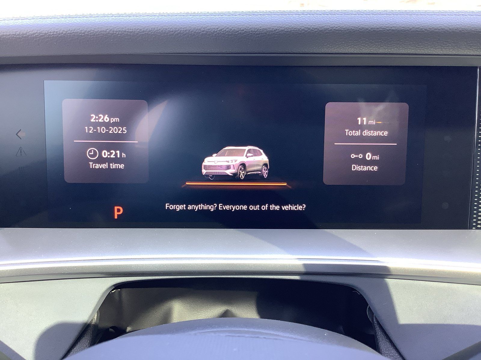 New 2026 Volkswagen Tiguan SE R-Line FWD image 12