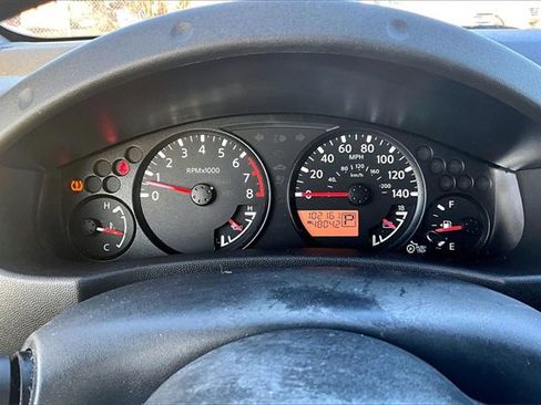 Used 2015 Nissan Frontier SV image 9