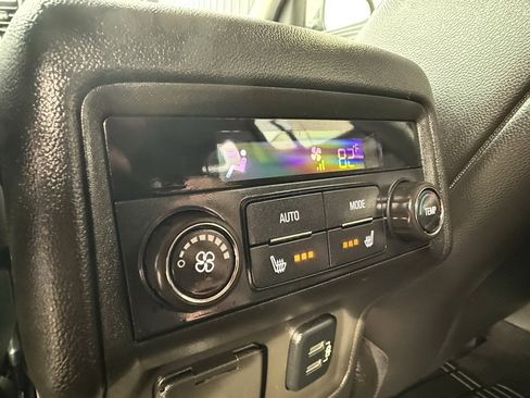 Used 2017 GMC Acadia SLT image 23