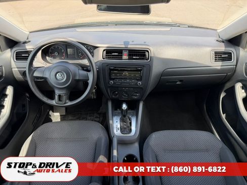 Used 2014 Volkswagen Jetta S FWD image 10
