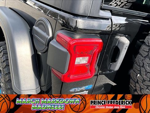 Used 2022 Jeep Wrangler Unlimited Rubicon 4xe w/ Steel Bumper Group image 24