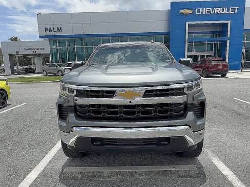 Used 2023 Chevrolet Silverado 1500 LT AWD/4WD image 10