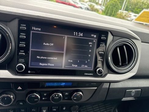 Used 2023 Toyota Tacoma TRD Sport w/ Technology Package AWD/4WD image 15