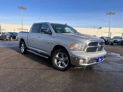 Used 2018 RAM 1500 Big Horn image 2