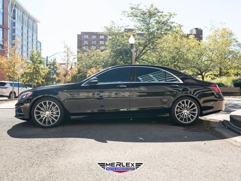 Used 2015 Mercedes-Benz S 550 Sedan image 4