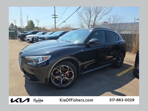 Used 2023 Alfa Romeo Stelvio Ti AWD/4WD image 1