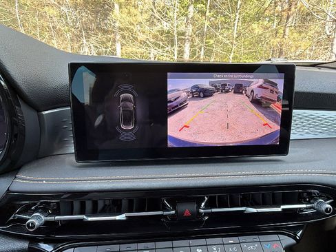 Used 2025 Alfa Romeo Tonale image 31