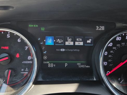Used 2019 Toyota Camry XSE FWD image 15