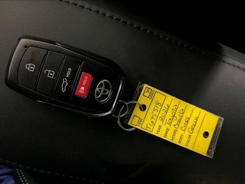 Certified 2026 Toyota Corolla Cross XLE w/ Convenience Package FWD image 12