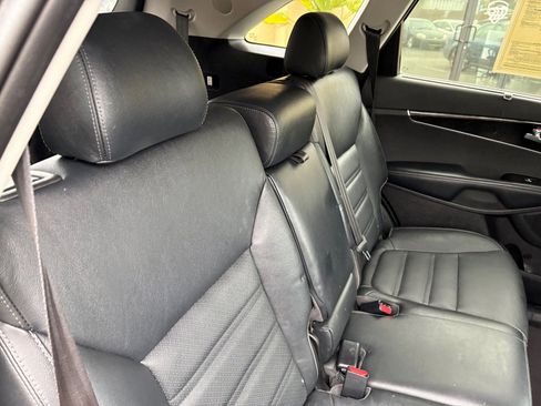 Used 2016 Kia Sorento EX w/ EX Touring Package image 25