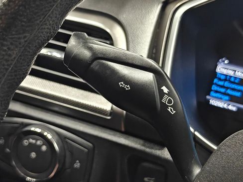 Used 2017 Ford Fusion SE w/ Fusion SE Technology Package FWD image 39