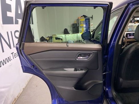 Certified 2023 Nissan Rogue SV w/ SV Premium Package image 23