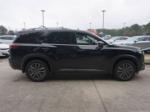 Used 2024 Nissan Pathfinder SL w/ SL Premium Package image 26