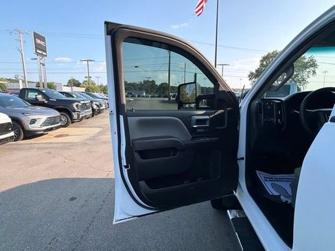Used 2016 GMC Sierra 2500 4x4 Double Cab w/ Sierra Convenience Package image 12