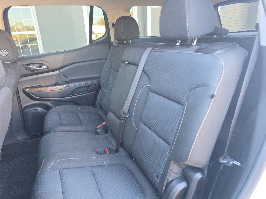 Used 2023 GMC Acadia SLE FWD image 11