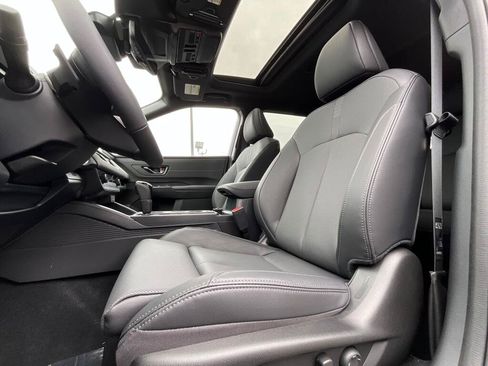 New 2026 Subaru Outback Touring AWD/4WD image 11