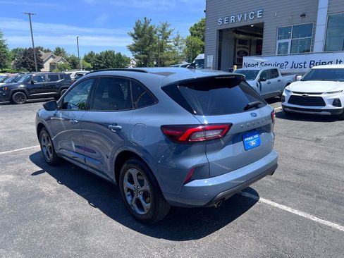 Used 2023 Ford Escape ST-Line w/ Tech Pack #1 AWD/4WD image 6