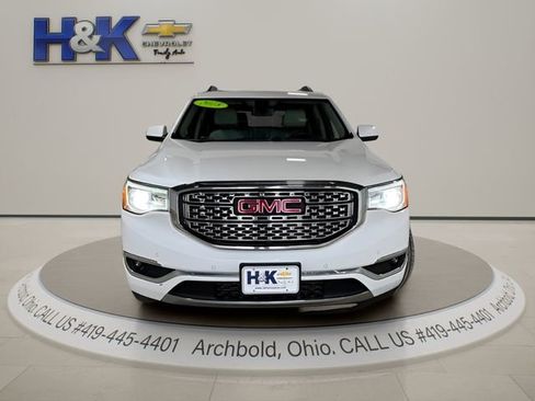 Used 2018 GMC Acadia Denali w/ Technology Package image 2