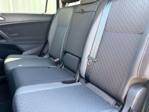 Used 2021 Volkswagen Tiguan S image 18