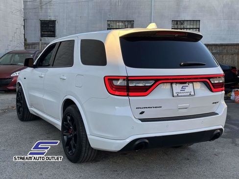 Used 2022 Dodge Durango SRT w/ Premium Interior Group image 8