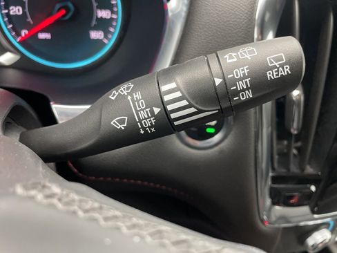 Certified 2023 Chevrolet Traverse RS image 30